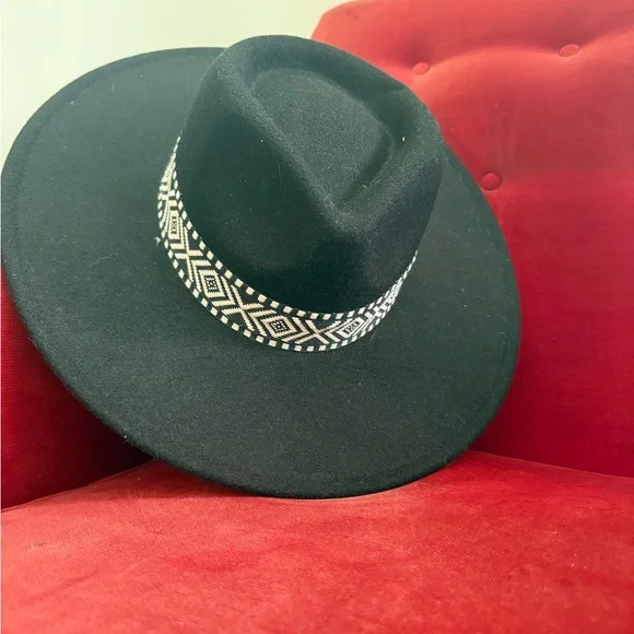 Black Wide-Brim Hat with Geometric Band - Picture 4 of 4